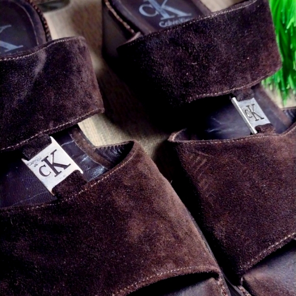 Calvin Klein Double Band Suede Logo Sandals - Picture 12 of 14